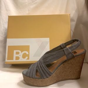 Women’s BC Footwear “Listen To Your Heart” wedge sandals/Size 8 1/2/Color-gray